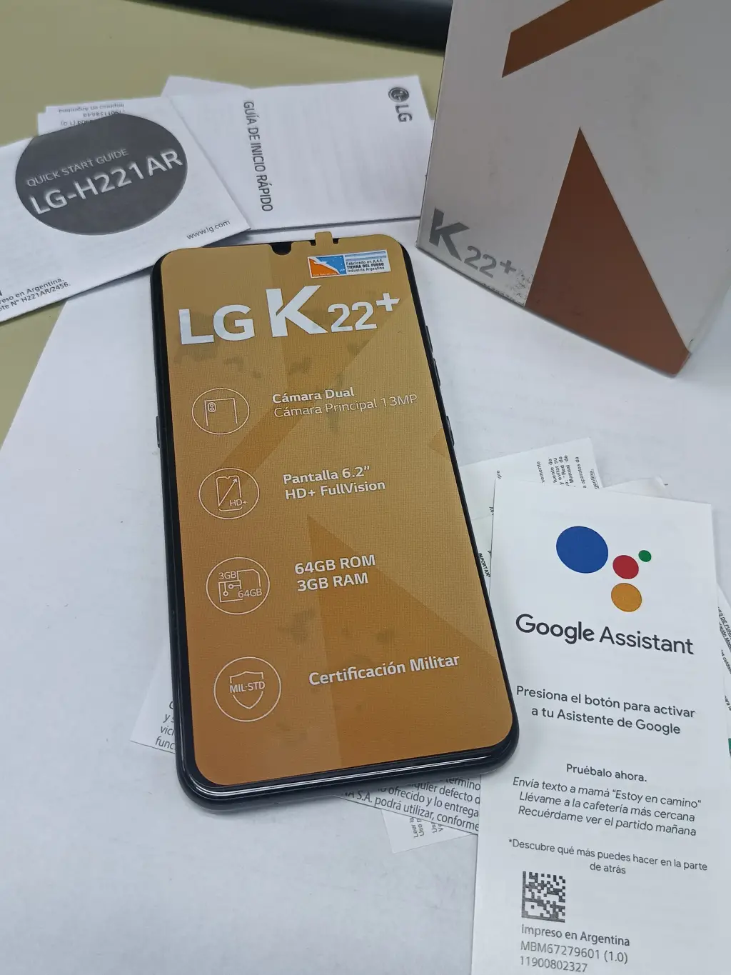 Celular LG K22+ Titan Liberado 3GB RAM 64GB Almacenamiento LM-K200HA