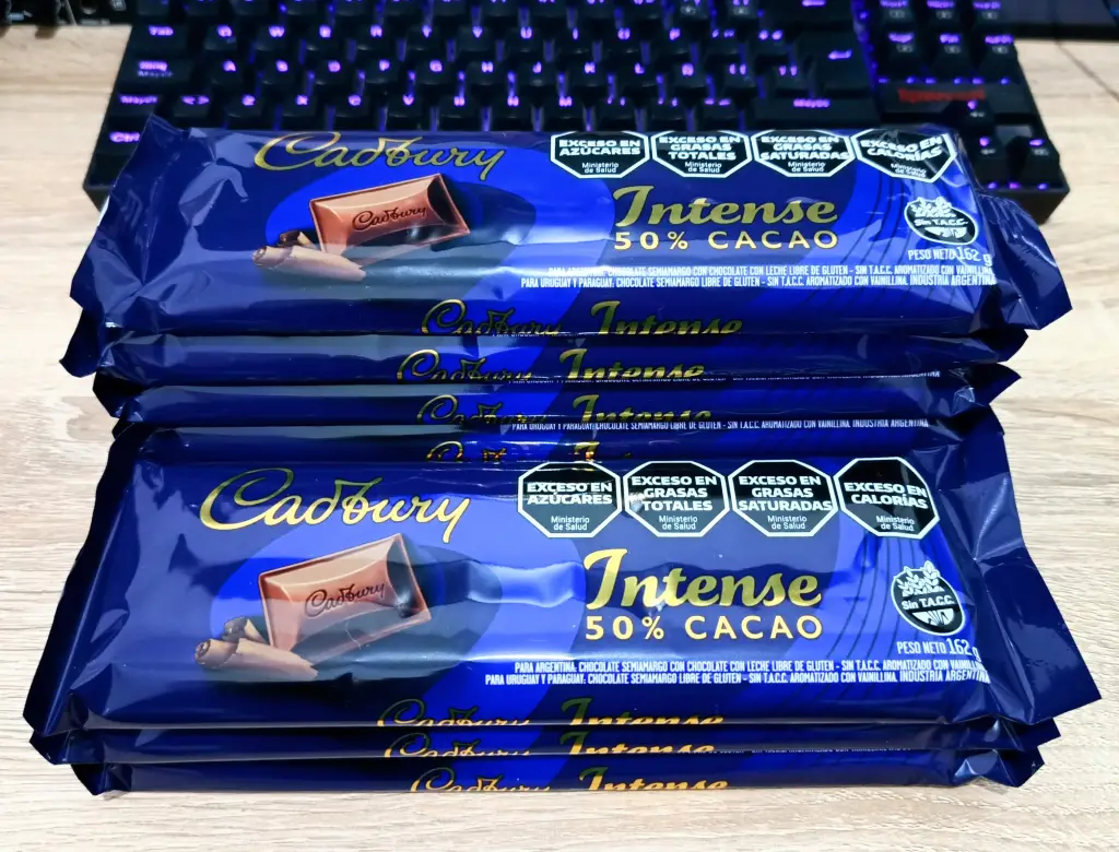 Chocolate con leche Cadbury Intense 50% Cacao 162g