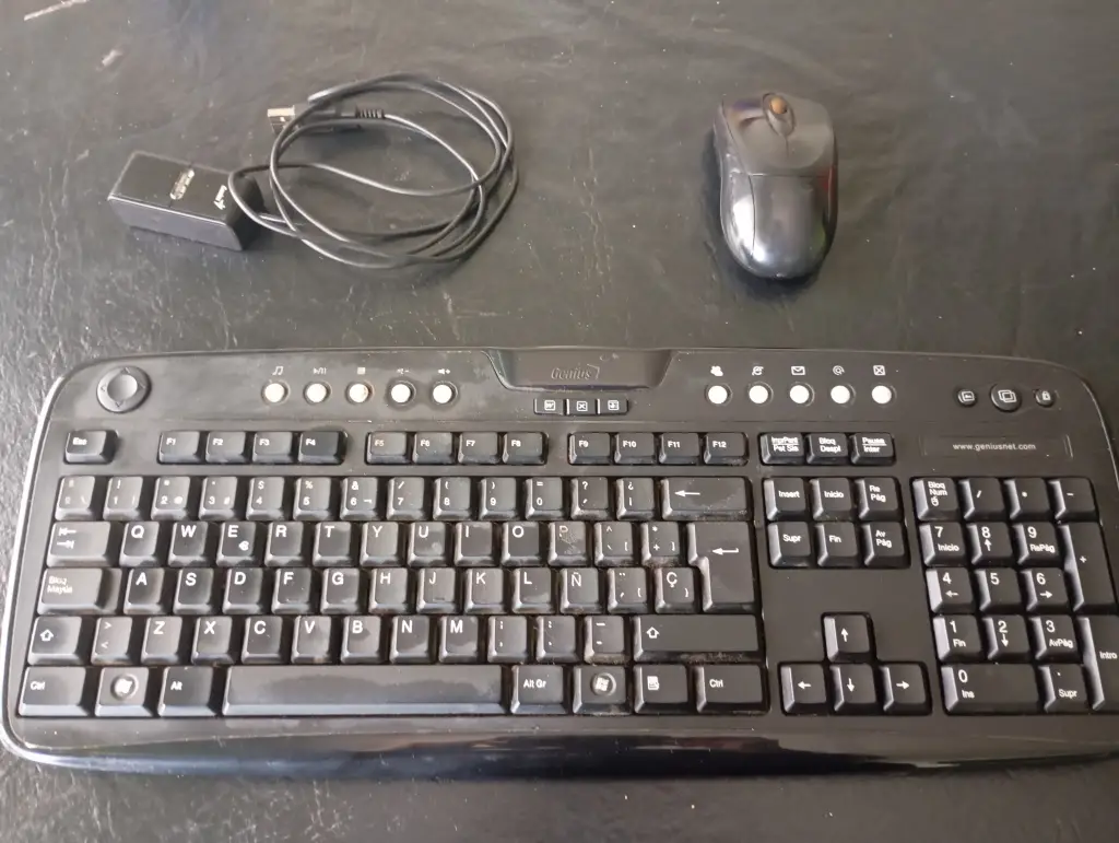 Genius TwinTouch 720e GK-070011K