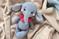 Muñecos tejidos
