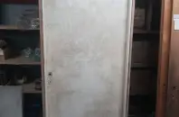 Puerta y marco de cedro